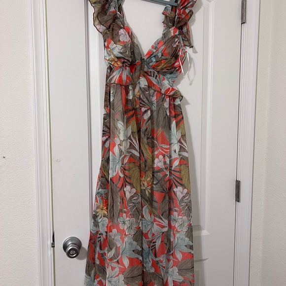 Floral Ruffle Dress - Picture 3 of 4